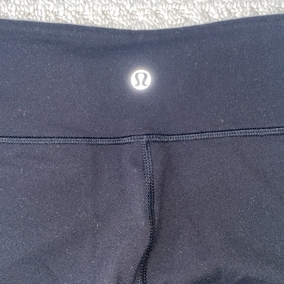 Lululemon Wonder Under Black Crop Leggings - Picture 5 of 5